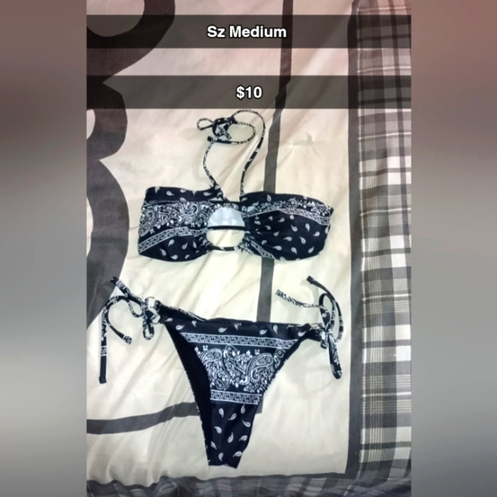 Cute bathing suit sz med